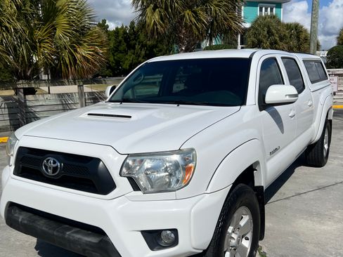 Used 2014 Toyota Tacoma 4x4 Double Cab w/ TRD Sport Package image 1
