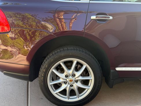 Used 2008 Porsche Cayenne Sport Utility 4D image 6