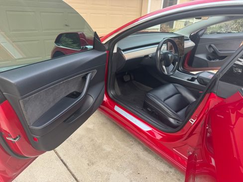 Used 2018 Tesla Model 3 Long Range image 11