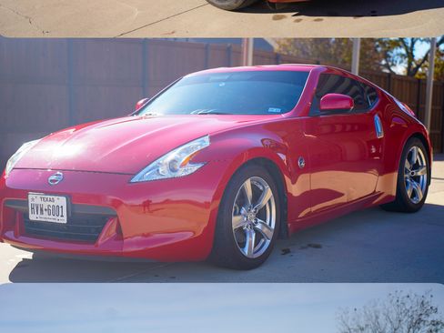 Used 2009 Nissan 370Z Touring image 1