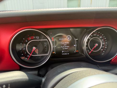 Used 2021 Jeep Wrangler Unlimited Rubicon AWD/4WD image 20