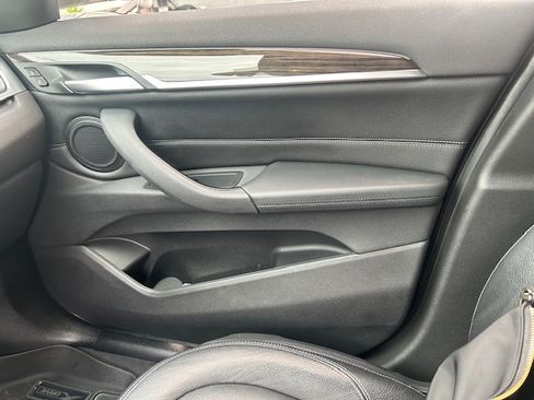 Used 2018 BMW X1 xDrive28i image 4