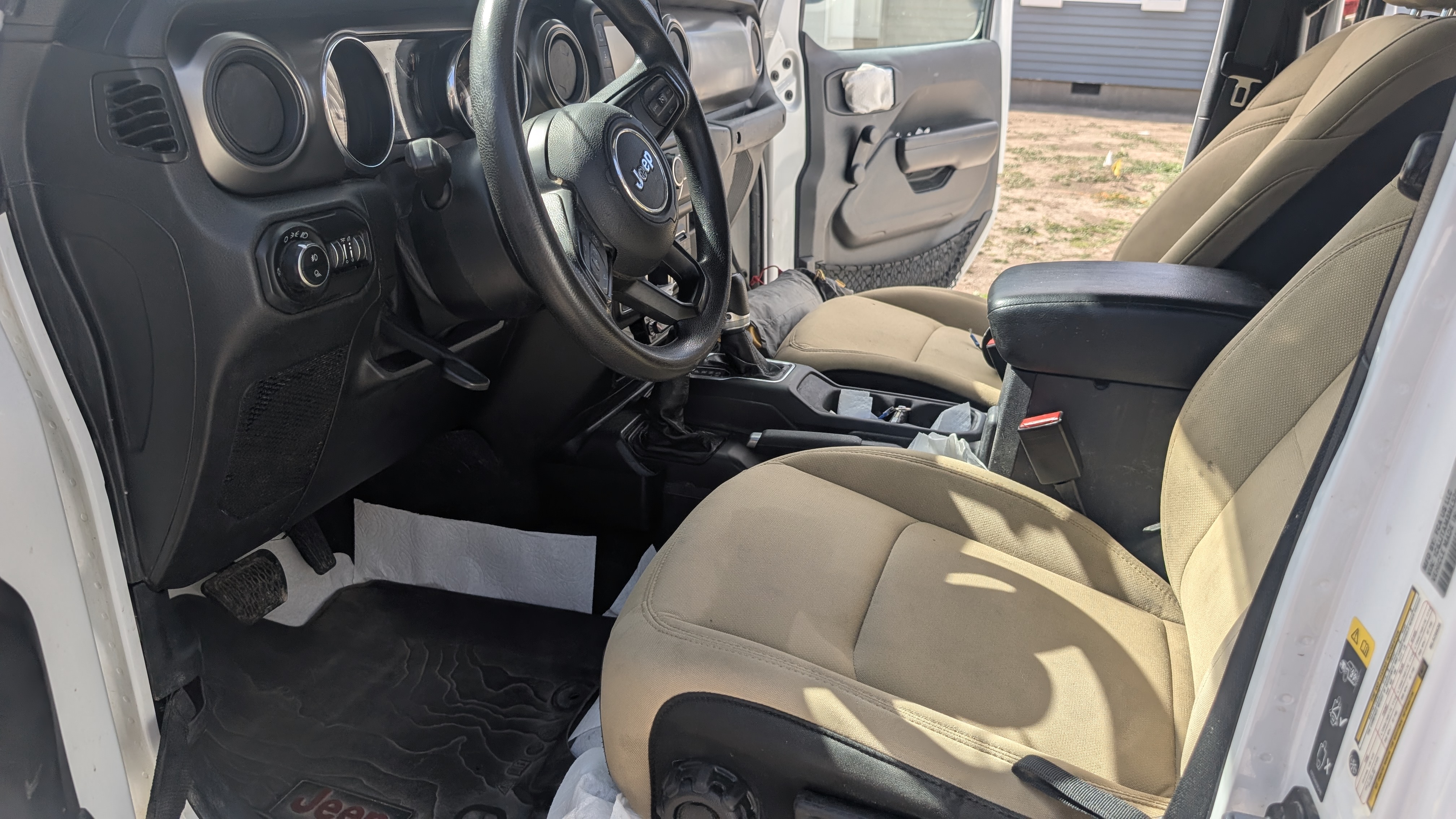 Used 2021 Jeep Gladiator Sport AWD/4WD image 5