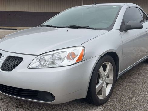 Used 2009 Pontiac G6 GT FWD image 5