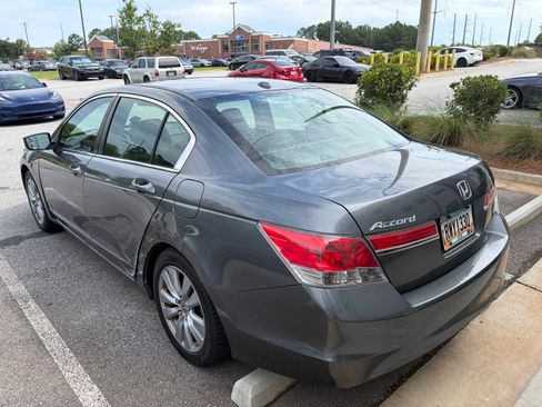 Used 2011 Honda Accord EX-L image 6