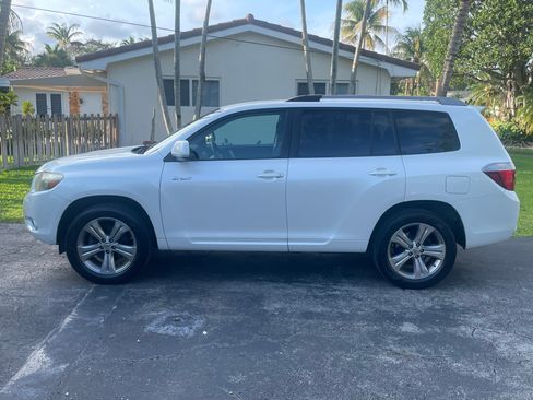 Used 2009 Toyota Highlander Sport FWD image 8