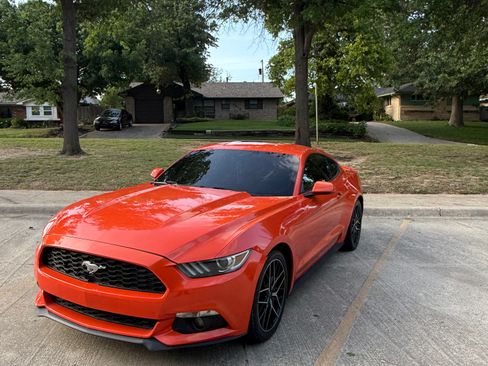 Used 2016 Ford Mustang Coupe w/ Wheel & Stripe Package RWD image 1