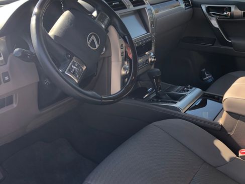 Used 2019 Lexus GX 460 Premium AWD/4WD image 5
