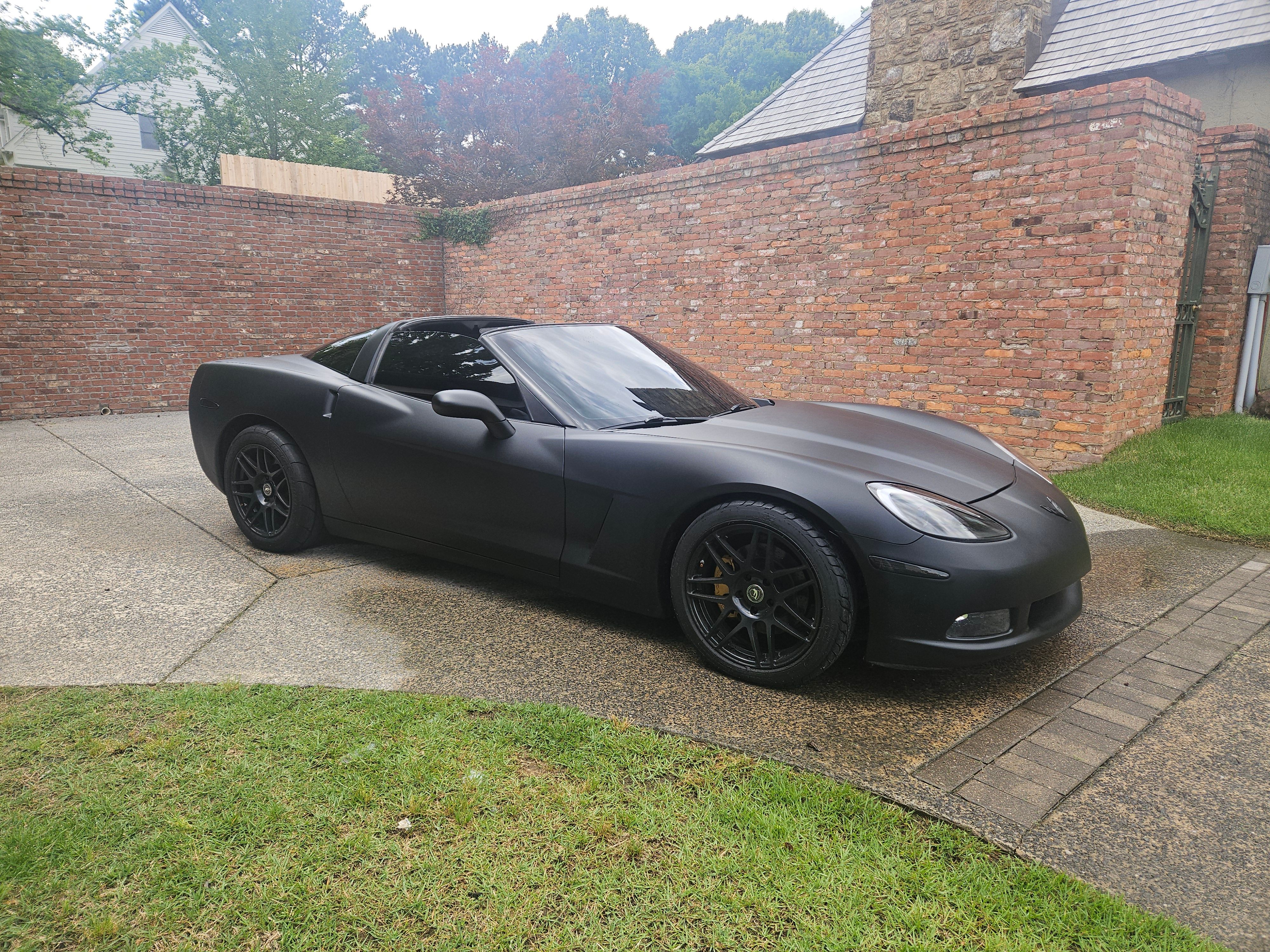Used 2013 Chevrolet Corvette Coupe RWD image 1