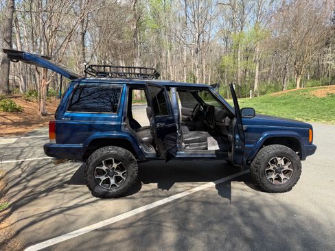 Used 2000 Jeep Cherokee Limited image 14