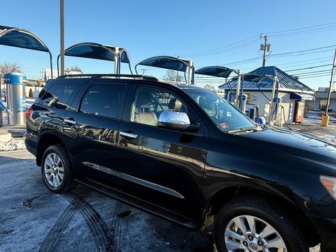 Used 2012 Toyota Sequoia Platinum image 6