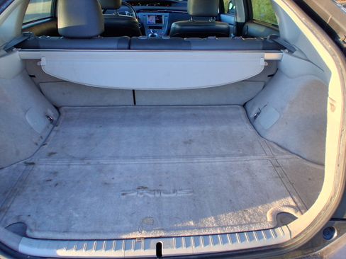 Used 2014 Toyota Prius Four w/ Solar Roof Package image 8