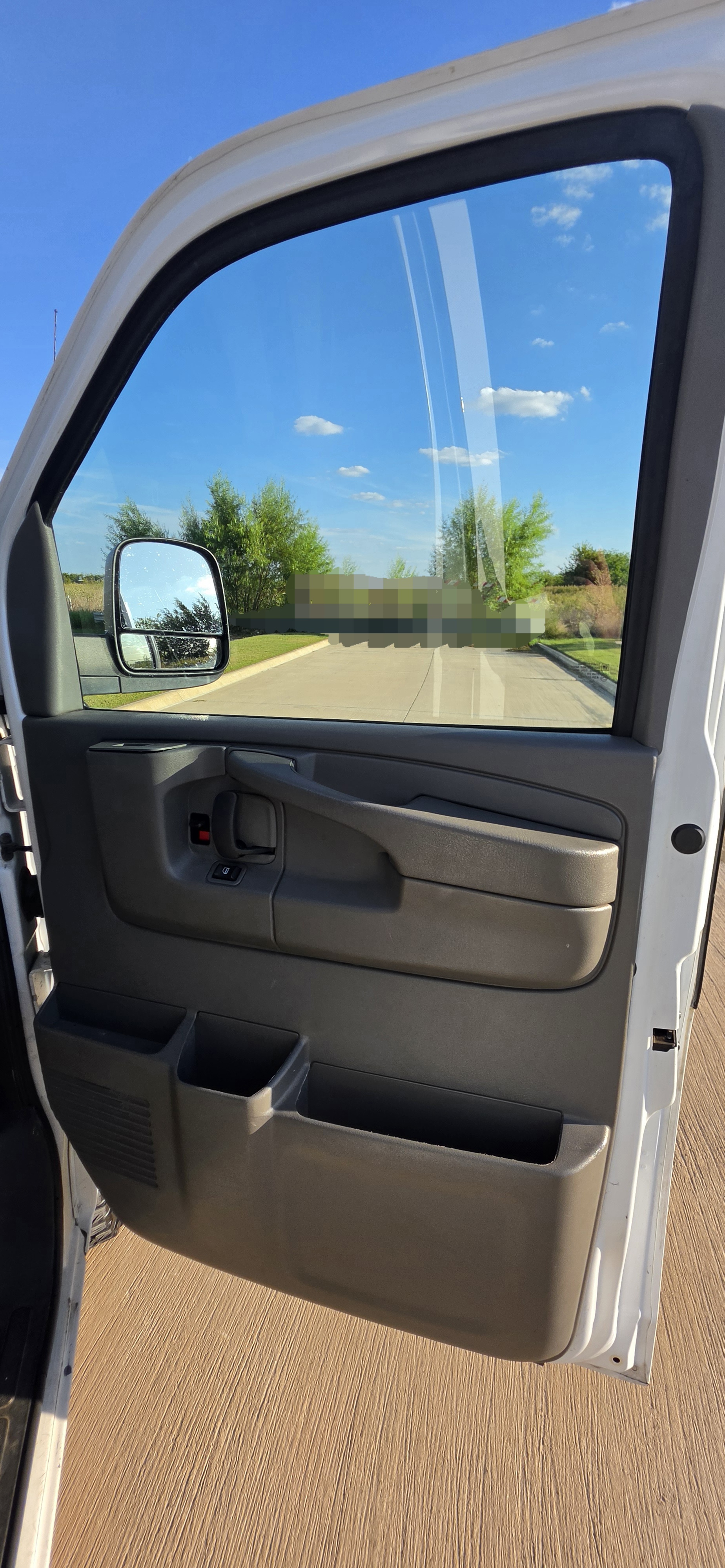 Used 2014 Chevrolet Express 3500 LT w/ LT Preferred Equipment Group RWD image 14