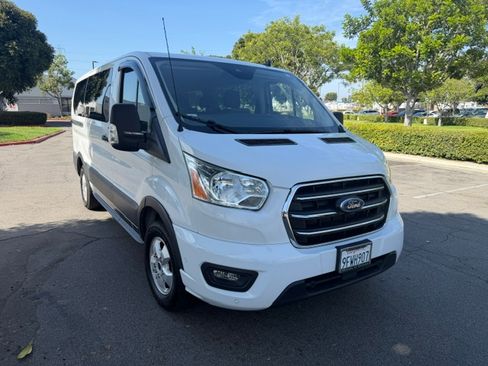 Used 2020 Ford Transit 150 XL RWD image 4