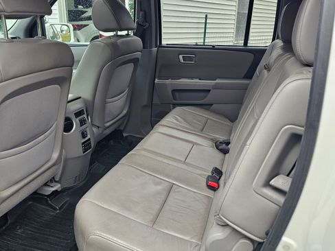 Used 2014 Honda Pilot Touring image 10