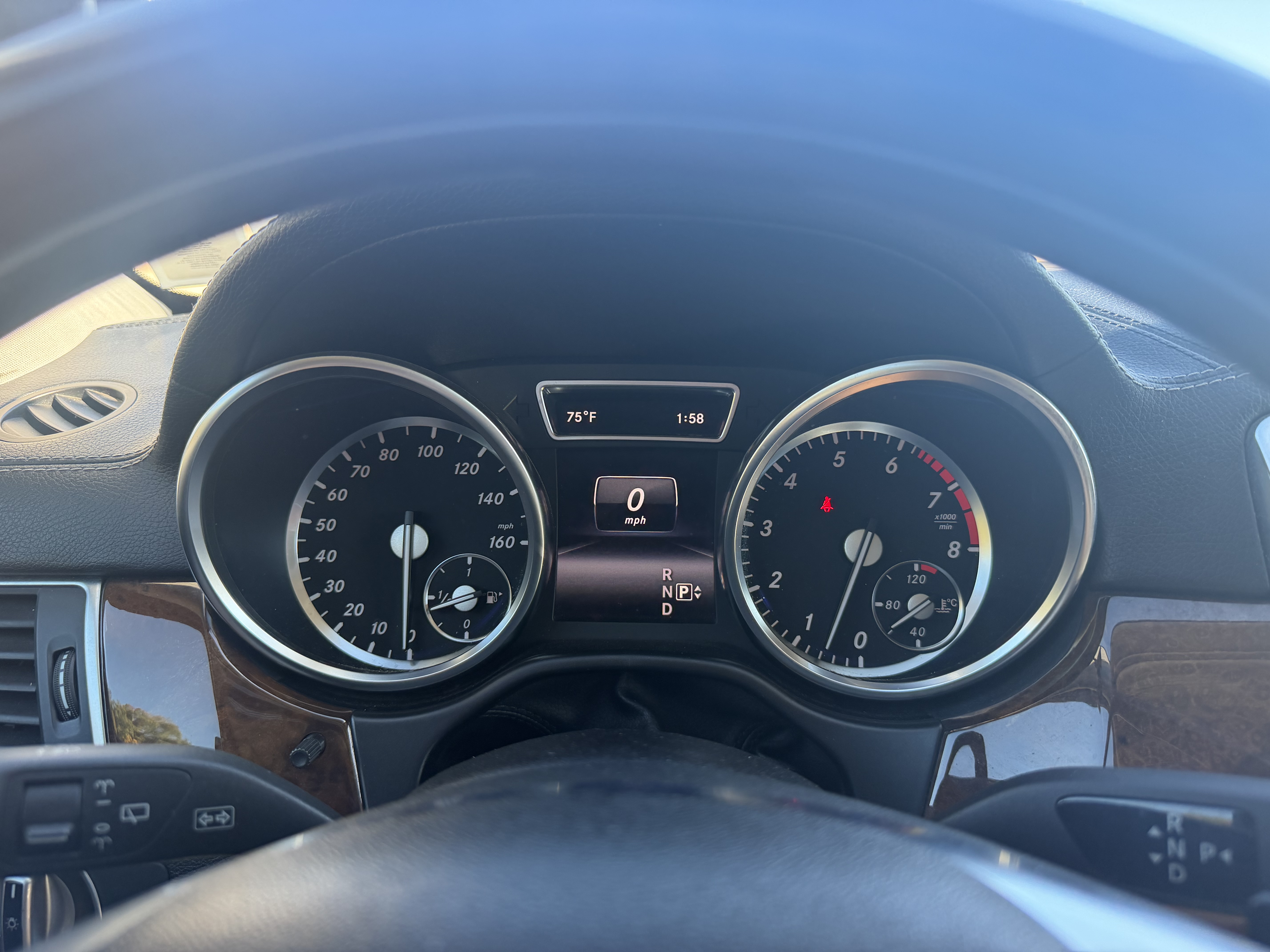 Used 2014 Mercedes-Benz GL 550 4MATIC image 29