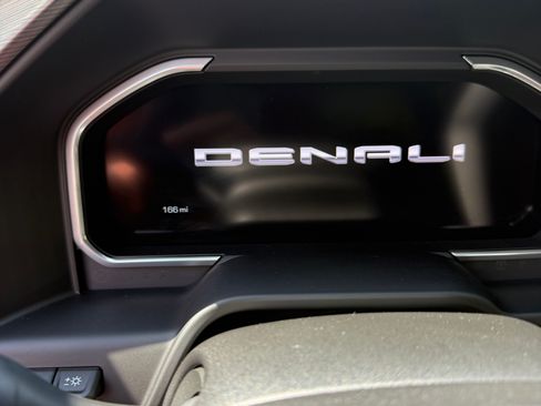 Used 2026 GMC Sierra 3500 Denali Ultimate AWD/4WD image 16
