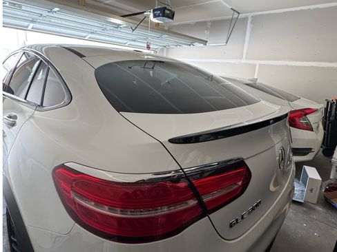 Used 2018 Mercedes-Benz GLC 300 GLC 300 4MATIC Sport Utility 4 image 4