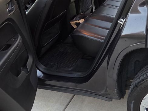 Used 2015 GMC Terrain SLT image 13