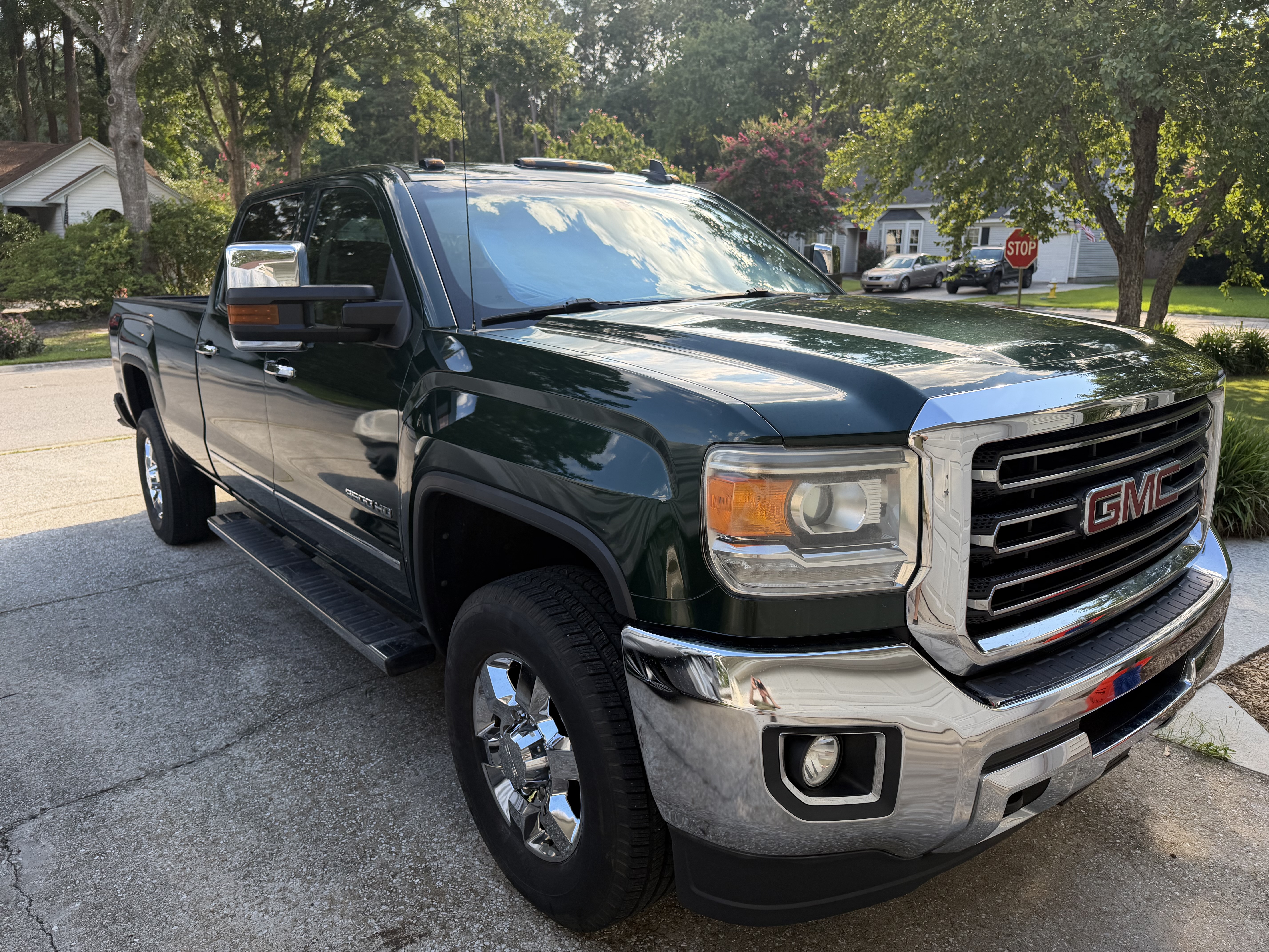Used 2015 GMC Sierra 3500 SLT RWD image 1