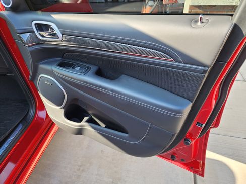 Used 2018 Jeep Grand Cherokee Trackhawk image 15