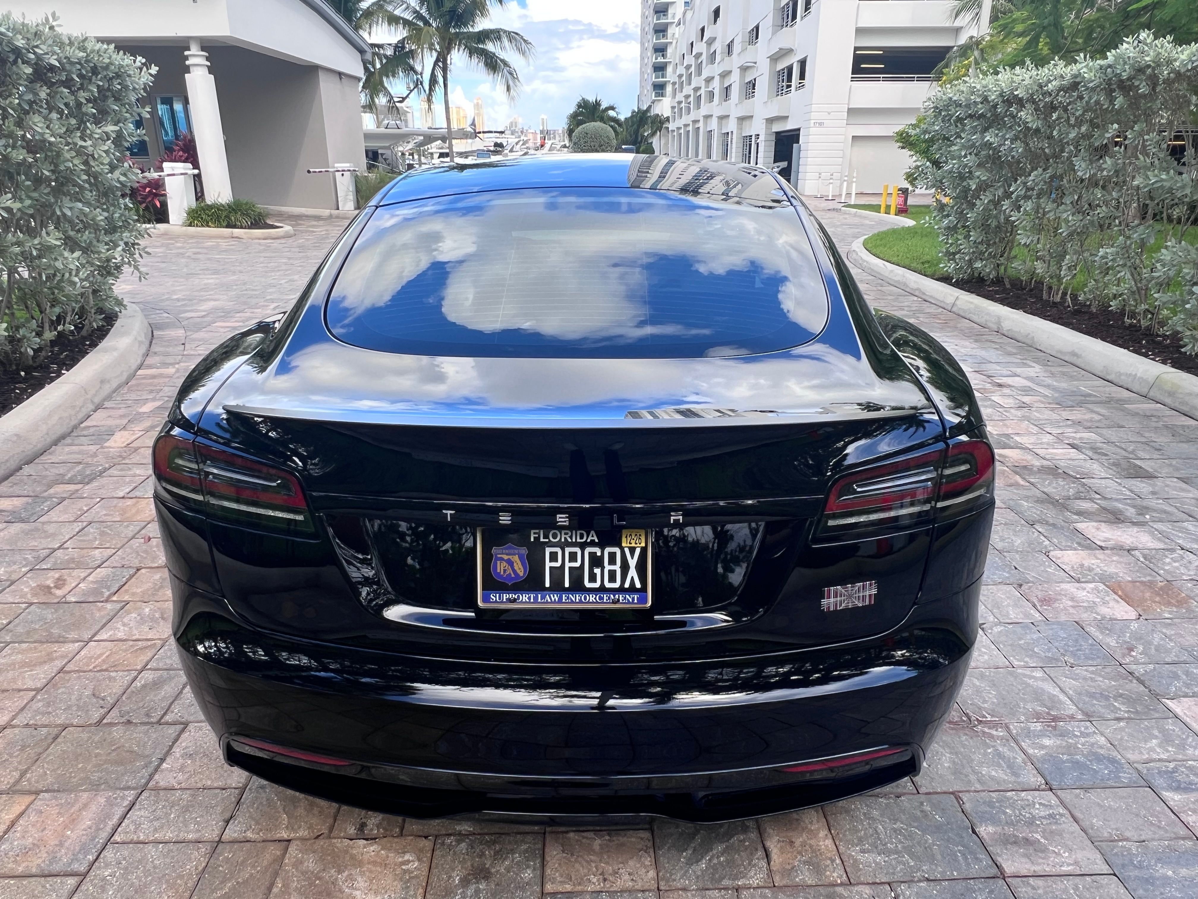 Used 2023 Tesla Model S Plaid AWD/4WD image 5