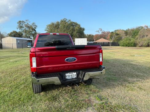 Used 2017 Ford F350 XLT w/ XLT Premium Package image 6
