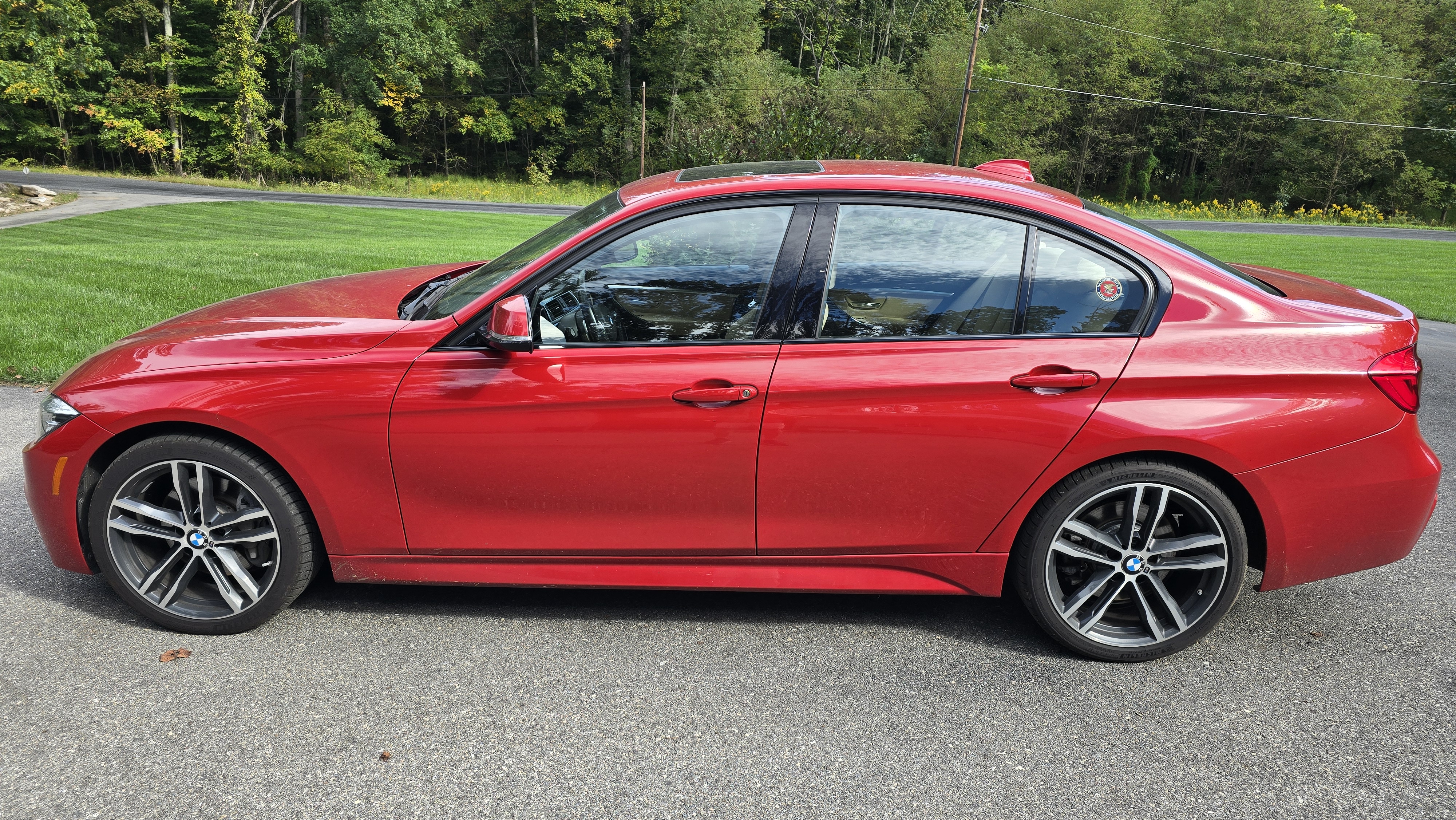 Used 2018 BMW 340i xDrive Sedan AWD/4WD image 2