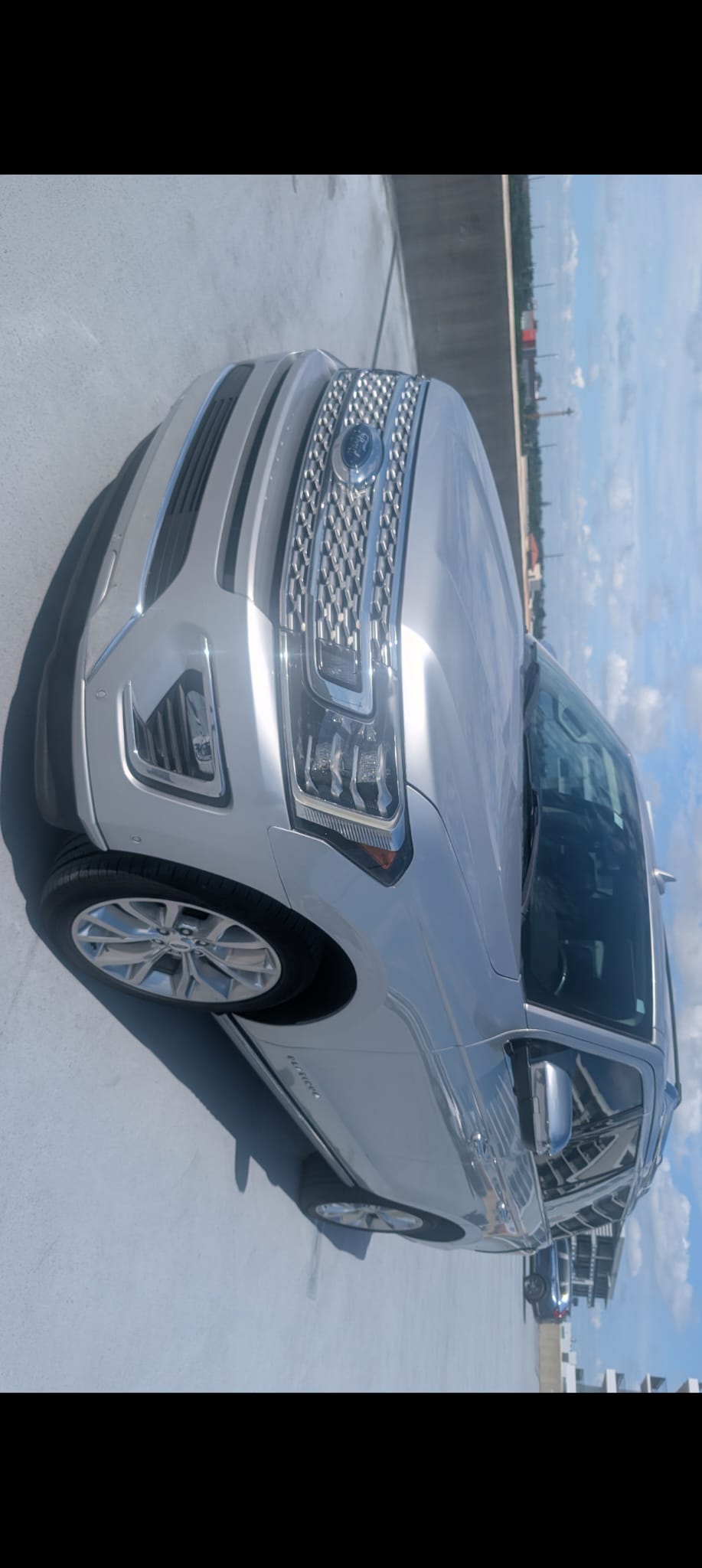 Used 2019 Ford Expedition Platinum RWD image 6