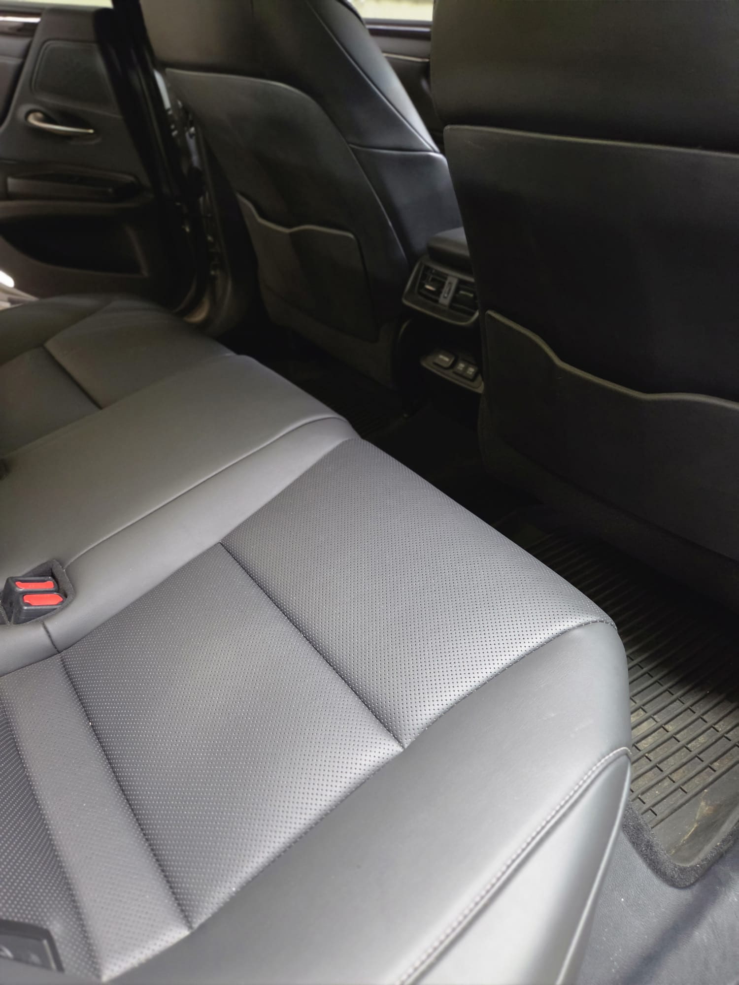 Used 2020 Lexus ES 350 w/ Premium Package FWD image 15