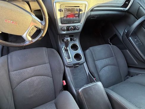 Used 2013 GMC Acadia SLE image 14