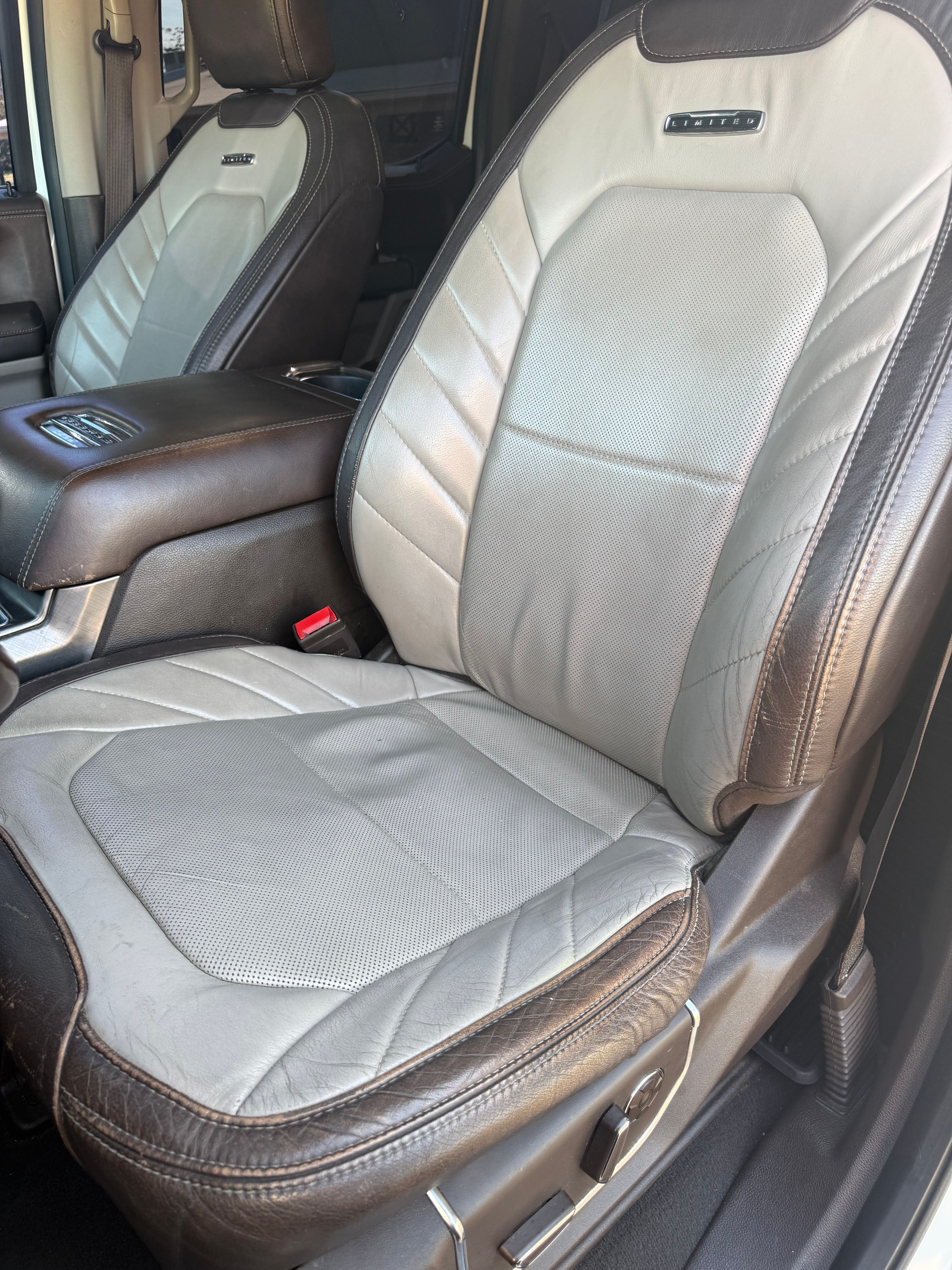 Used 2019 Ford F250 Limited AWD/4WD image 11