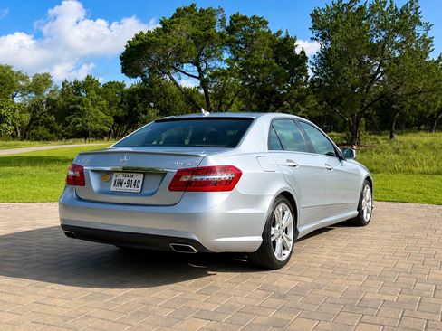 Used 2013 Mercedes-Benz E 350 4MATIC Sedan w/ Premium 1 Pkg image 6