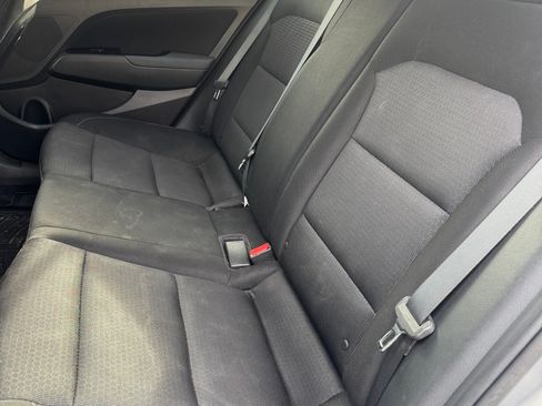 Used 2017 Hyundai Elantra Value Edition image 7