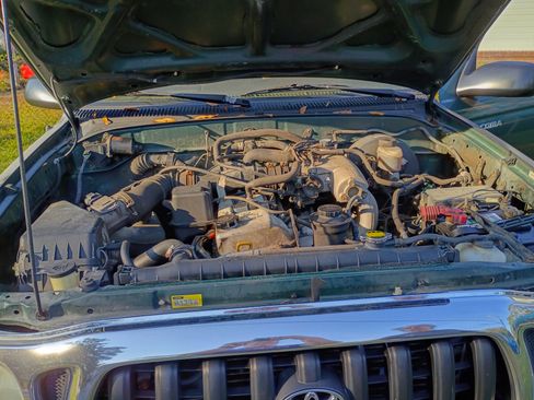 Used 2002 Toyota Tacoma PreRunner image 6