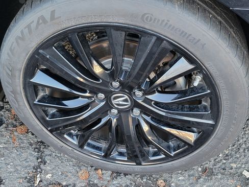 Used 2017 Acura TLX V6 SH-AWD w/ Advance Package image 6