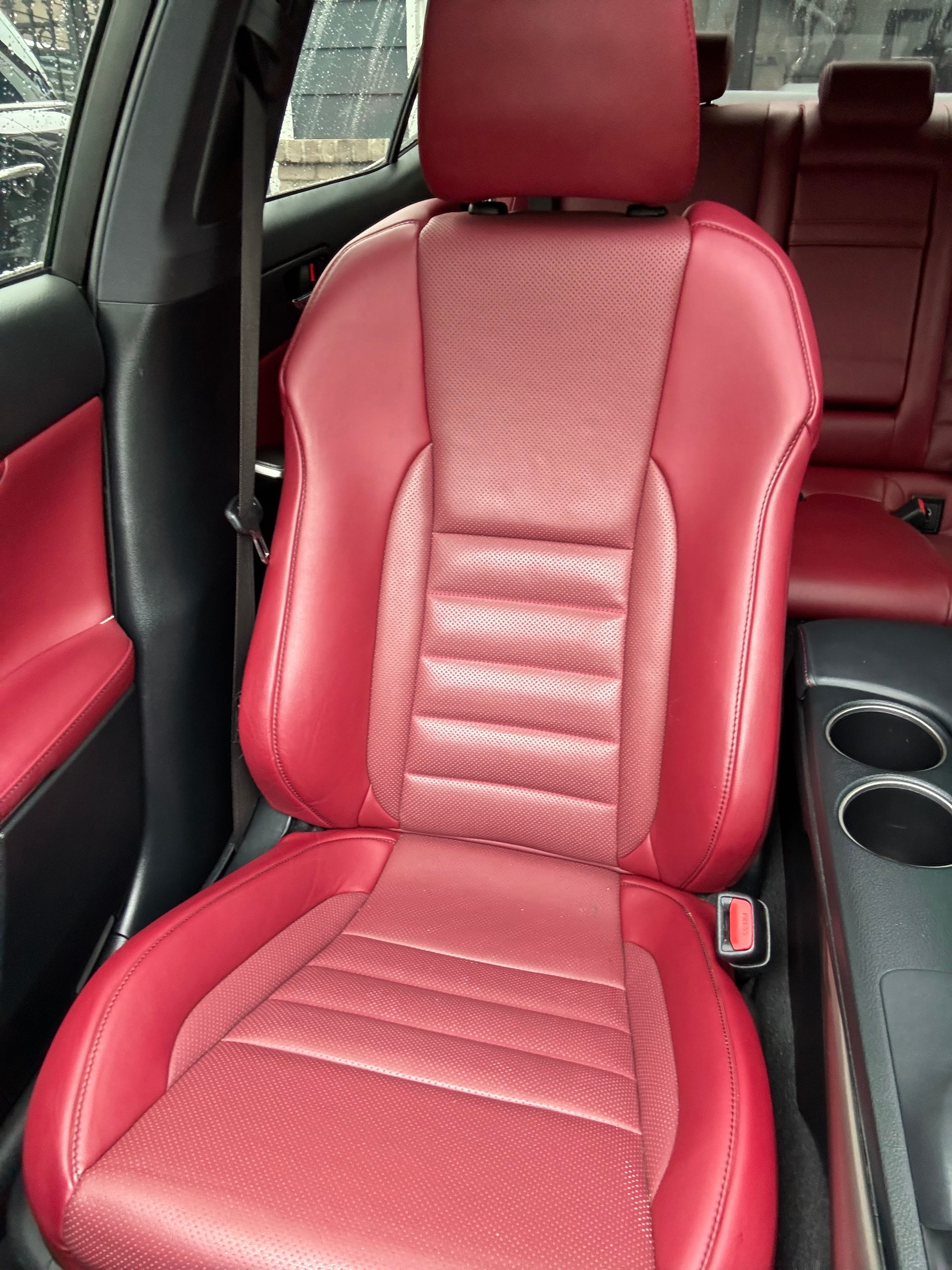 Used 2016 Lexus IS 200t w/ F Sport Package RWD image 10