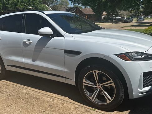 Used 2020 Jaguar F-PACE Checkered Flag image 1