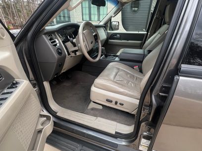 Used 2013 Ford Expedition XLT w/ Leather Seating Pkg