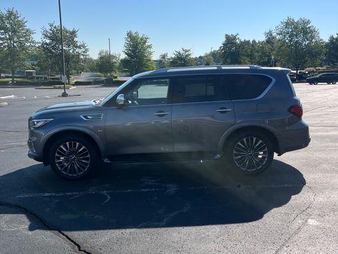 Used 2019 INFINITI QX80 Luxe AWD/4WD image 2
