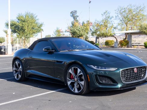 Used 2022 Jaguar F-TYPE R-Dynamic image 5