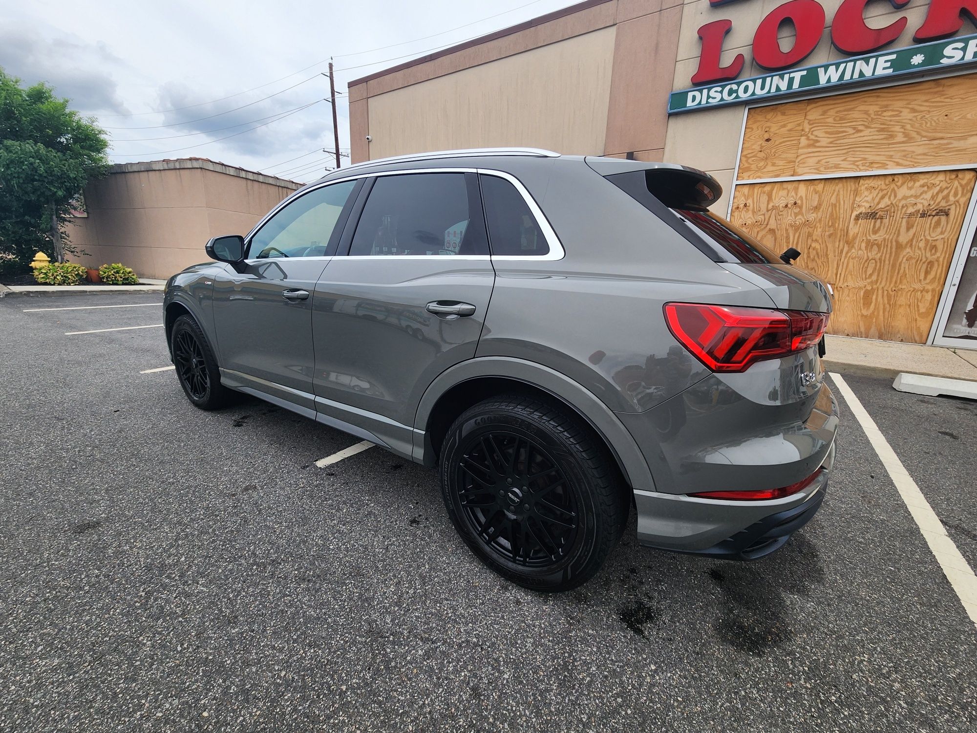 Used 2019 Audi Q3 2.0T Premium Plus AWD/4WD image 13