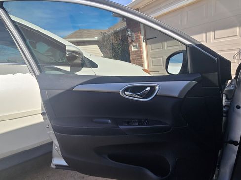 Used 2014 Nissan Sentra SV w/ SV Driver Package image 6