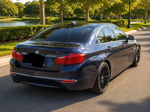 Used 2015 BMW 528i xDrive Sedan AWD/4WD image 2