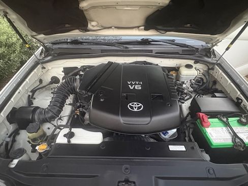 Used 2008 Toyota 4Runner Sport image 12