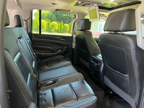 Used 2017 Chevrolet Suburban LT AWD/4WD image 11
