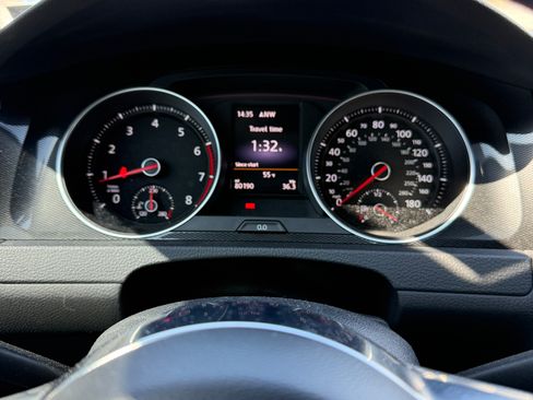 Used 2016 Volkswagen GTI S image 8