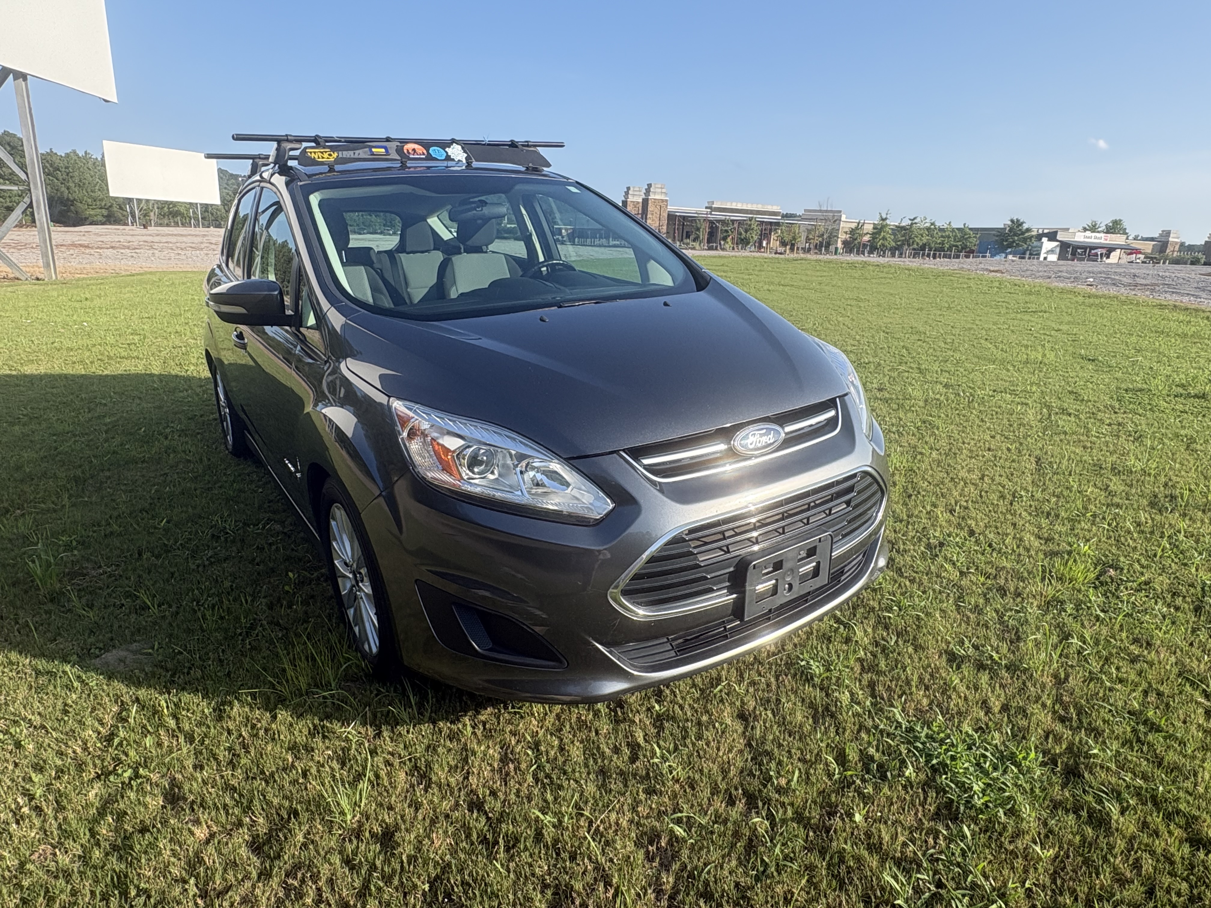 Used 2018 Ford C-MAX SE FWD image 1