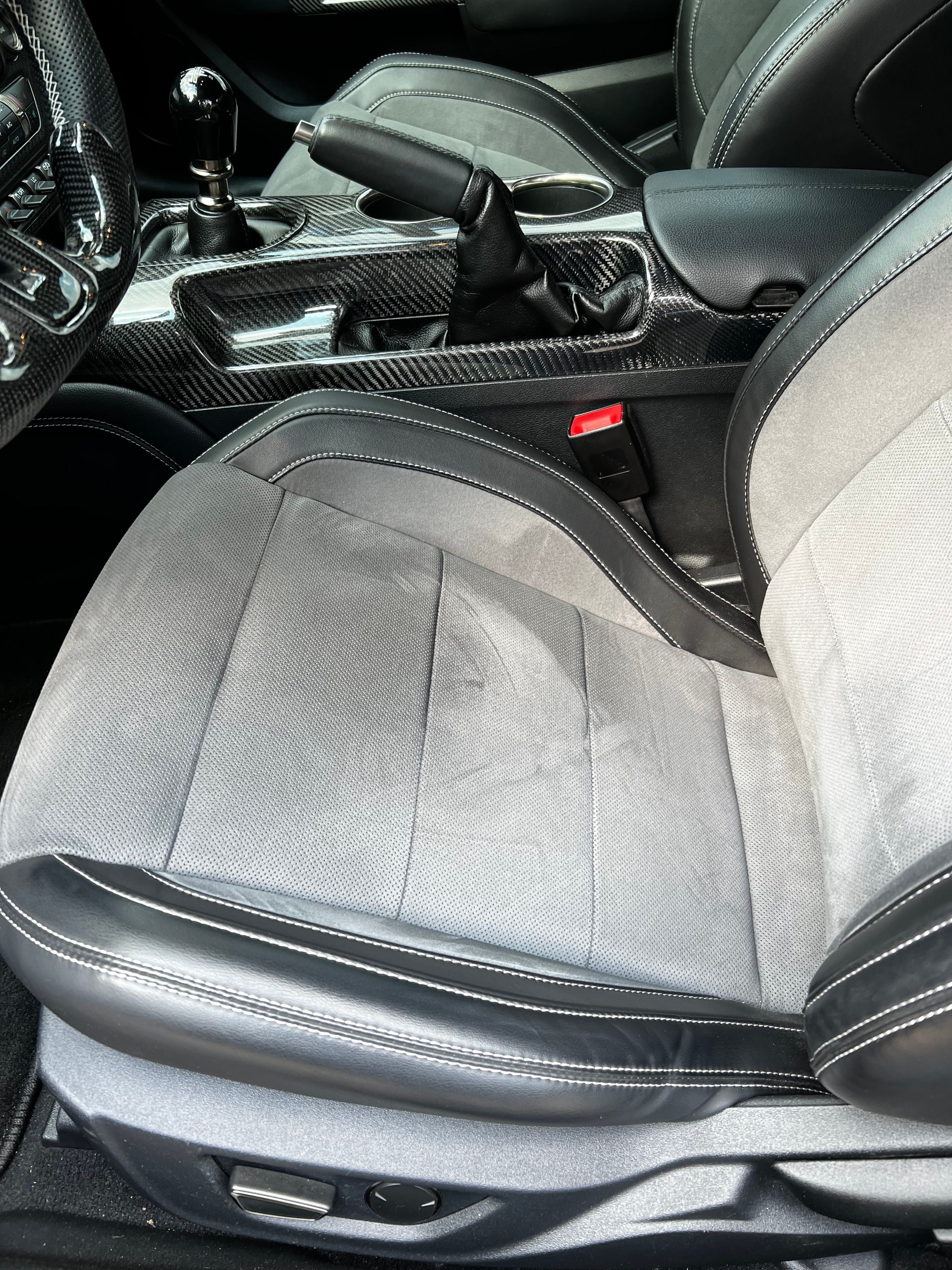 Used 2019 Ford Mustang Shelby GT350 w/ Technology Package RWD image 29
