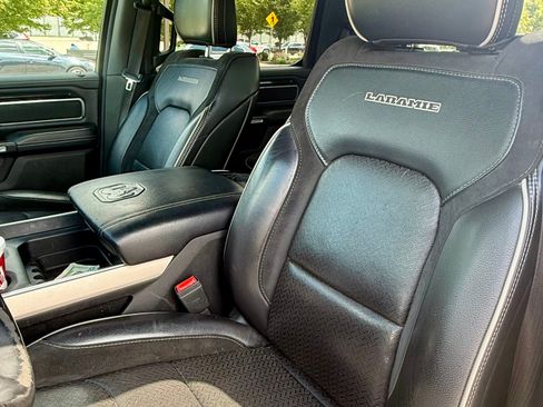 Used 2019 RAM 1500 Laramie w/ Sport Appearance Package AWD/4WD image 13